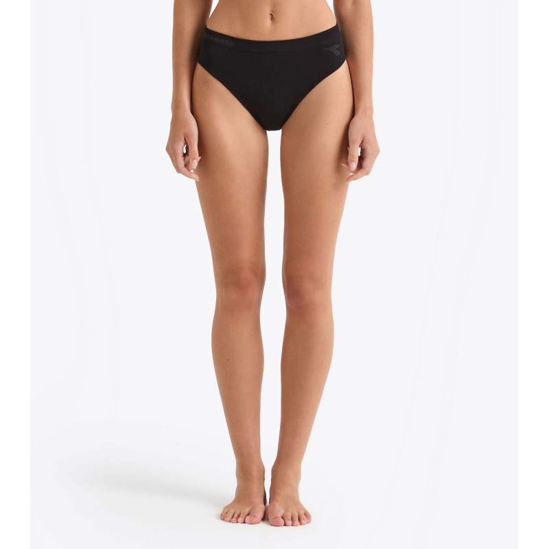 Diadora Brief Stratozero W