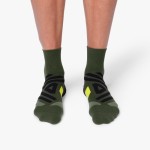 ON Mid Sock Jungle Lime Passion Running